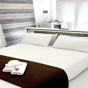 https://le-suite-di-luna-rossella.emilia-romagnahotels.net